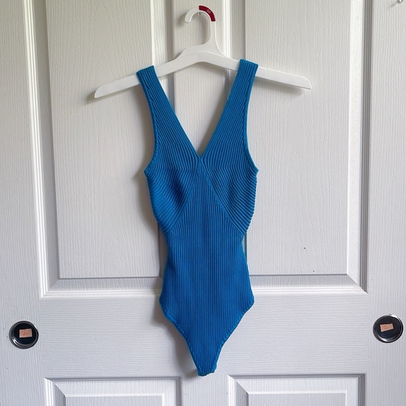 abercrombie and fitch bodysuit - Picture 3 of 5